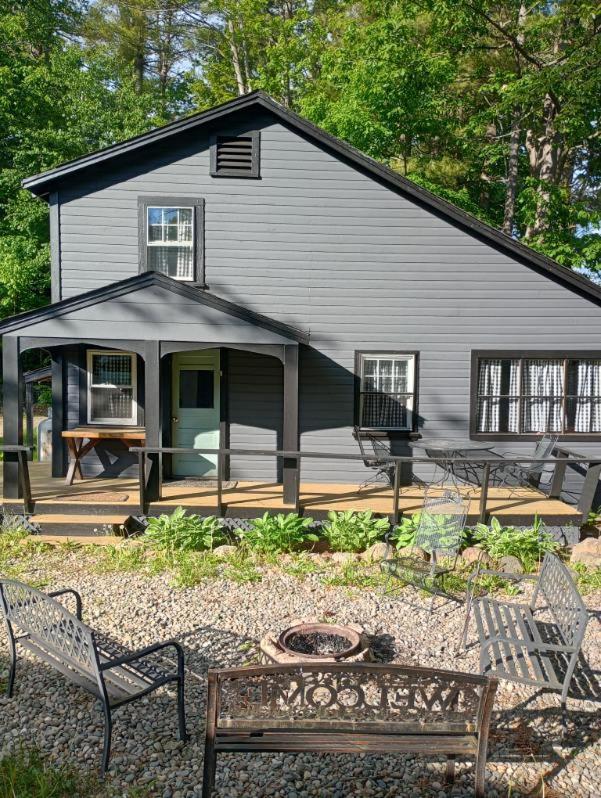 Cottage Place On Squam Lake Holderness Exterior photo