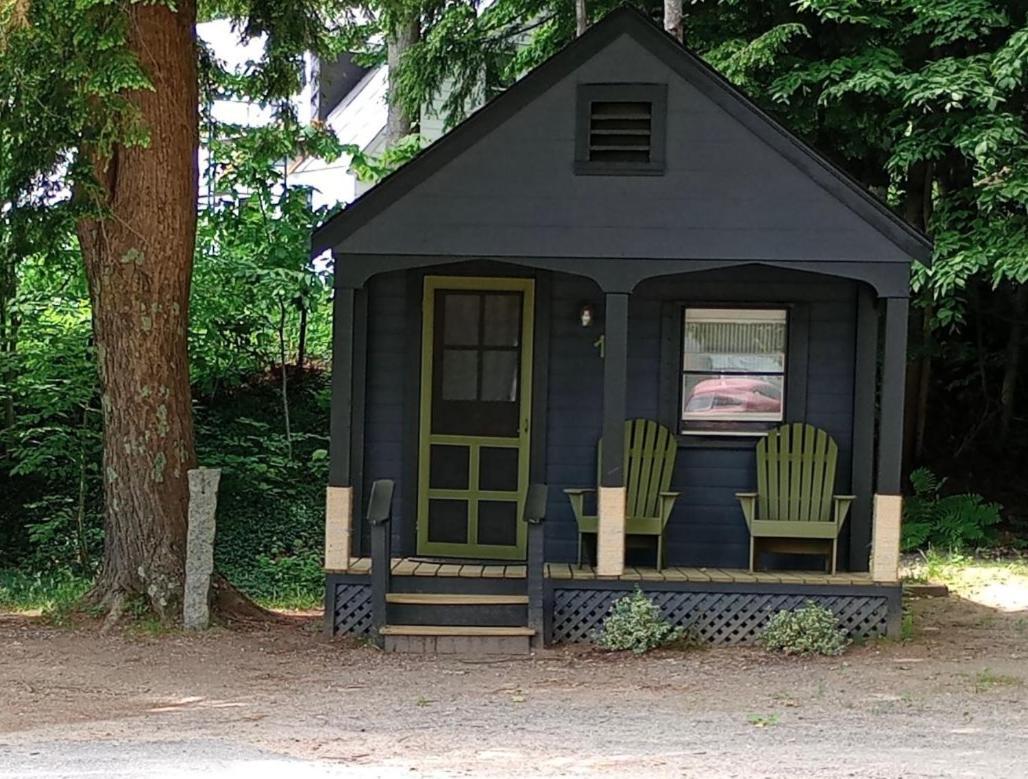 Cottage Place On Squam Lake Holderness Exterior photo